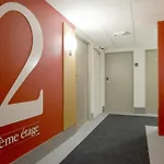 Montlhery Hotel 2*