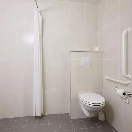 Hotel Montlhery Linas