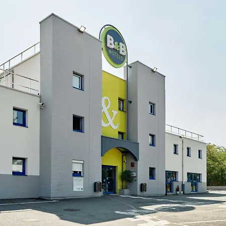 Hotel Montlhery