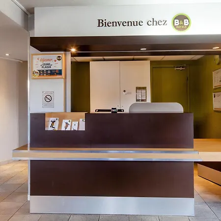 Montlhery Hotel Linas