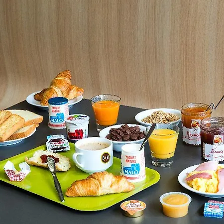 Hotel Montlhery